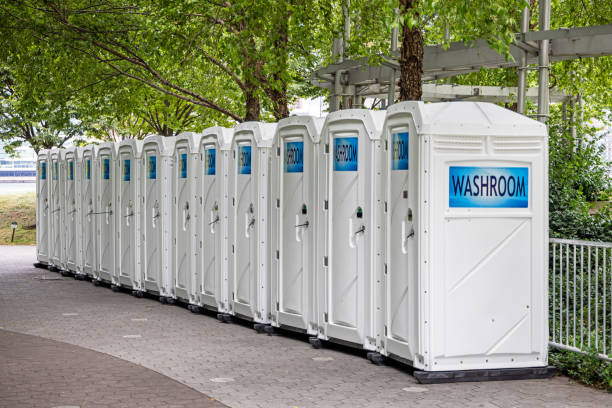 Best Luxury portable toilet rental  in Doral, FL